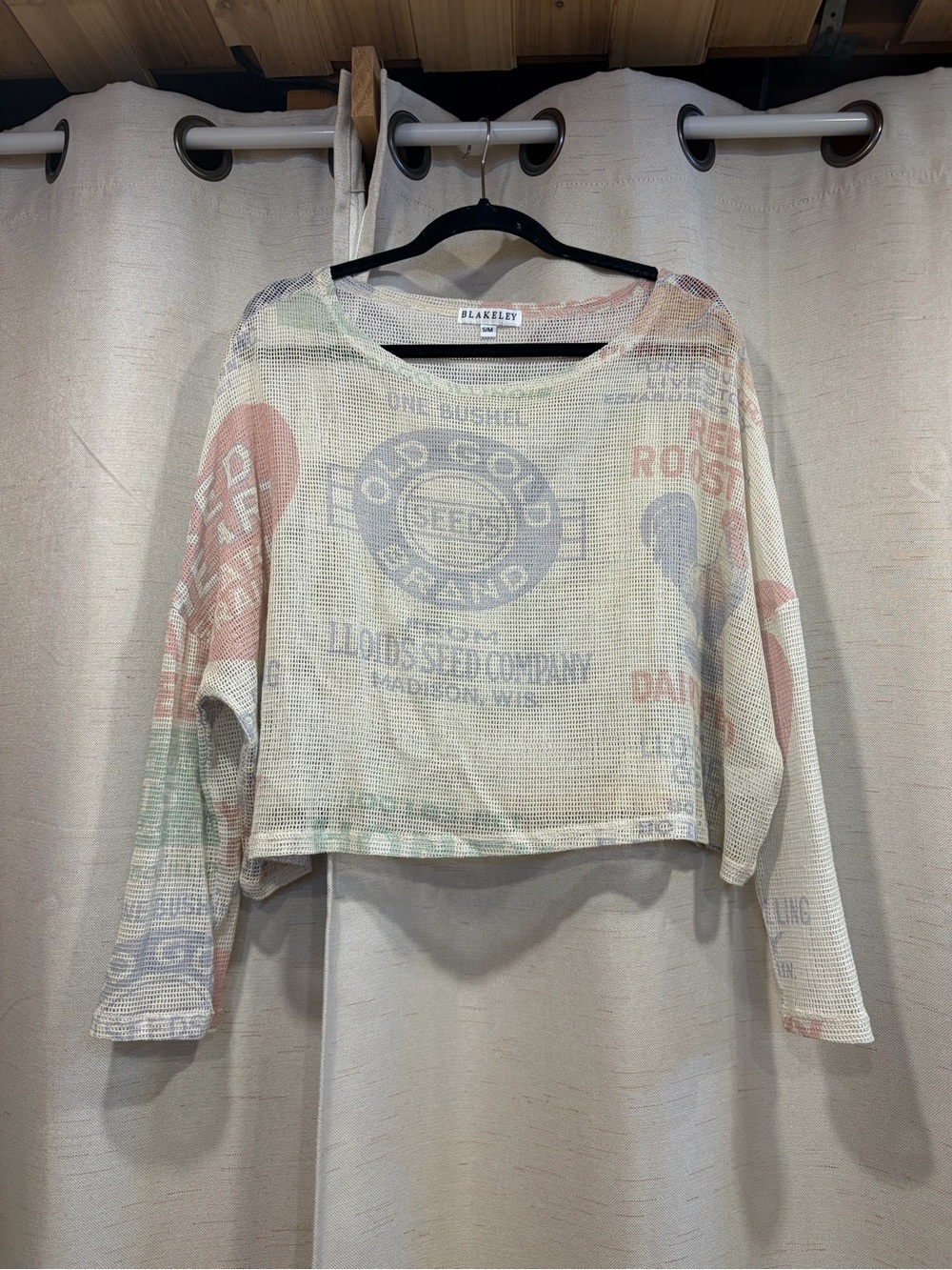 Blakely Lightweight Graphic “Feed Bag” Top